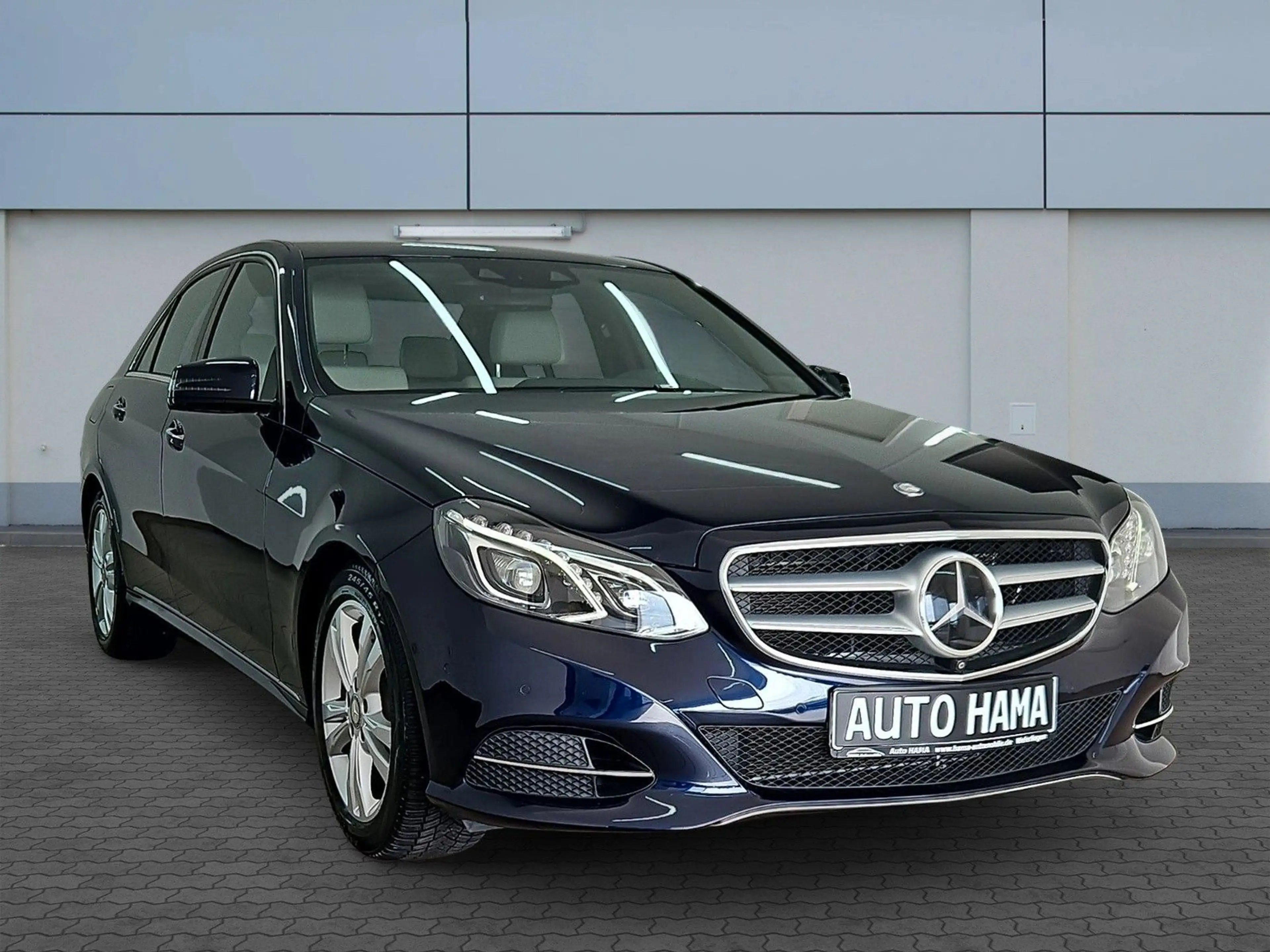 Mercedes-Benz E 300 CGI 4Matic *ACC*SHZ*PDC*KAM*LEDER*47TKM — photo 5