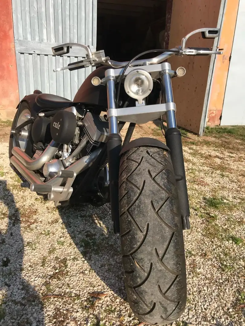 Harley-Davidson Custom Bike Exile Black Bull Nero - 1