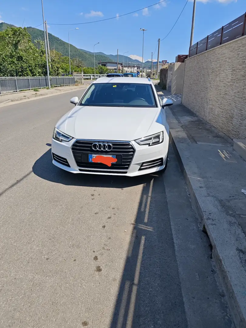Audi A4 Avant 2.0 tdi Business Sport 122cv Bianco - 1