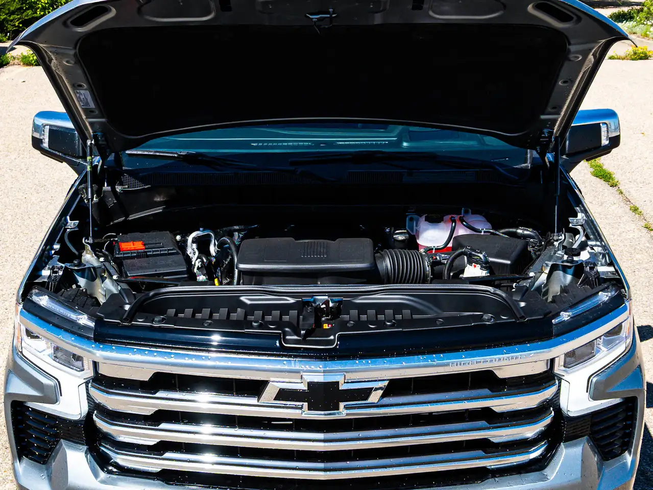 Chevrolet Silverado 1500 photo Chevrolet Silverado 1500