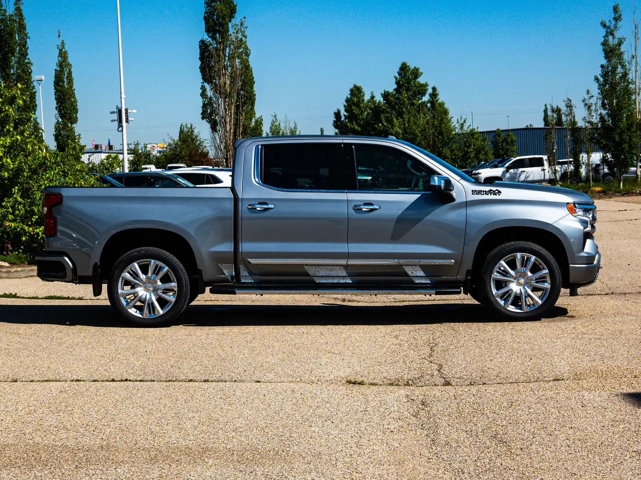 Chevrolet Silverado 1500 photo Chevrolet Silverado 1500