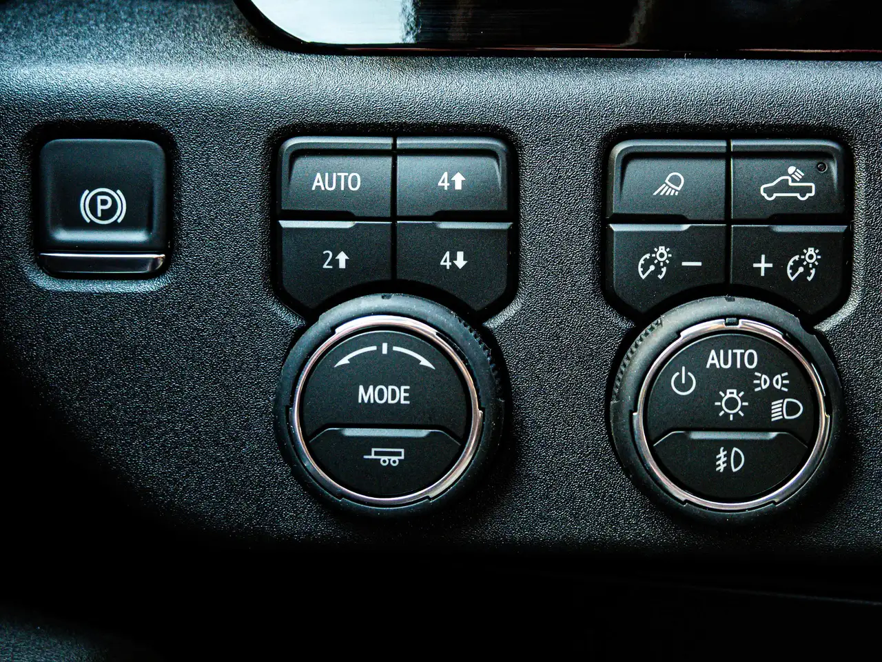 Chevrolet Silverado 1500 photo Chevrolet Silverado 1500