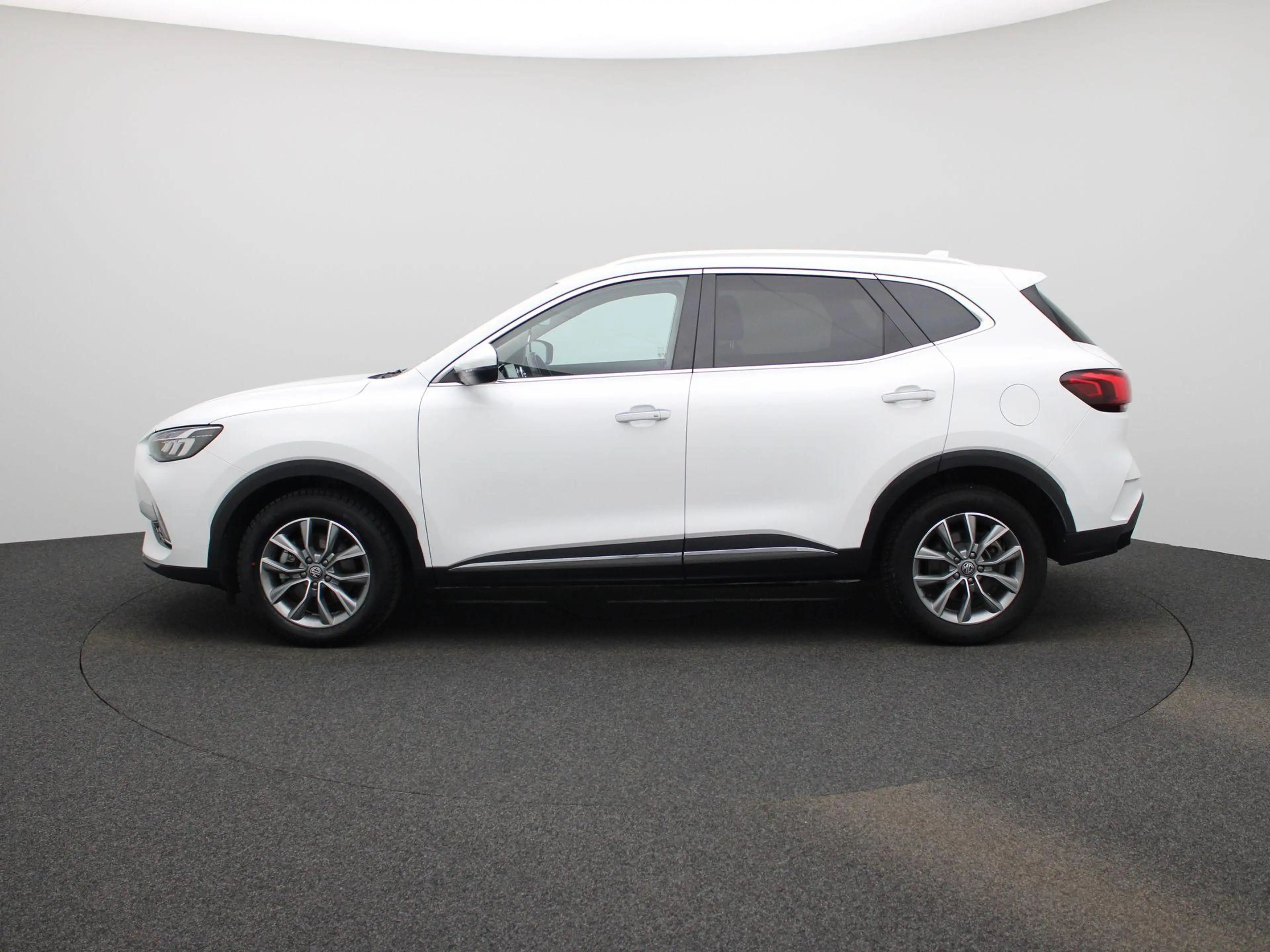 MG EHS 1.5 TGDI Comfort PHEV | CAMERA | NAVIGATIE | LEDER — photo 4