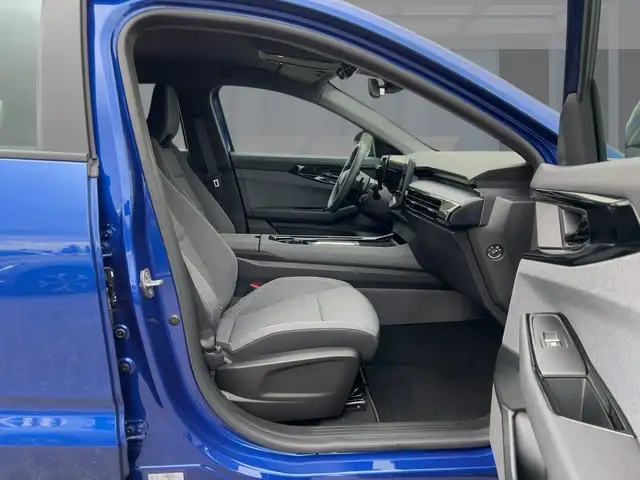Renault Austral view 8