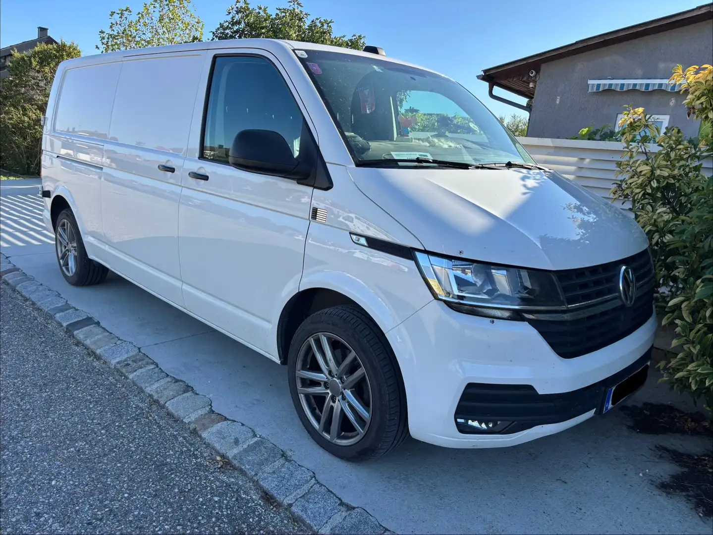 Volkswagen T6.1 Transporter Kastenwagen LR 2,0 TDI Weiß - 1