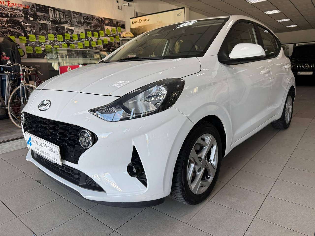 Hyundai i10 i10 1.0 Tech Connect Pack auto