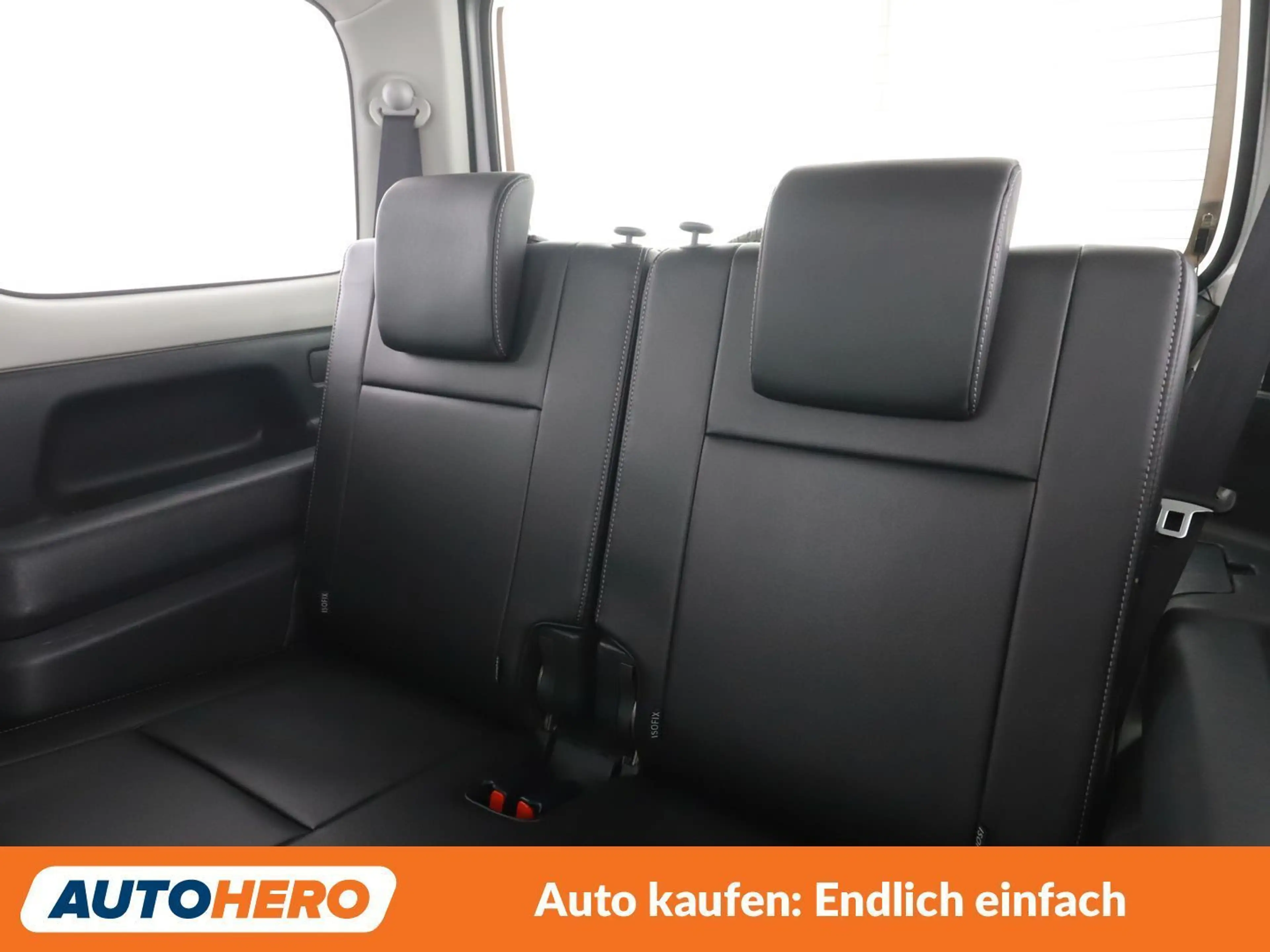 Suzuki Jimny 1.3 Deluxe — photo 14