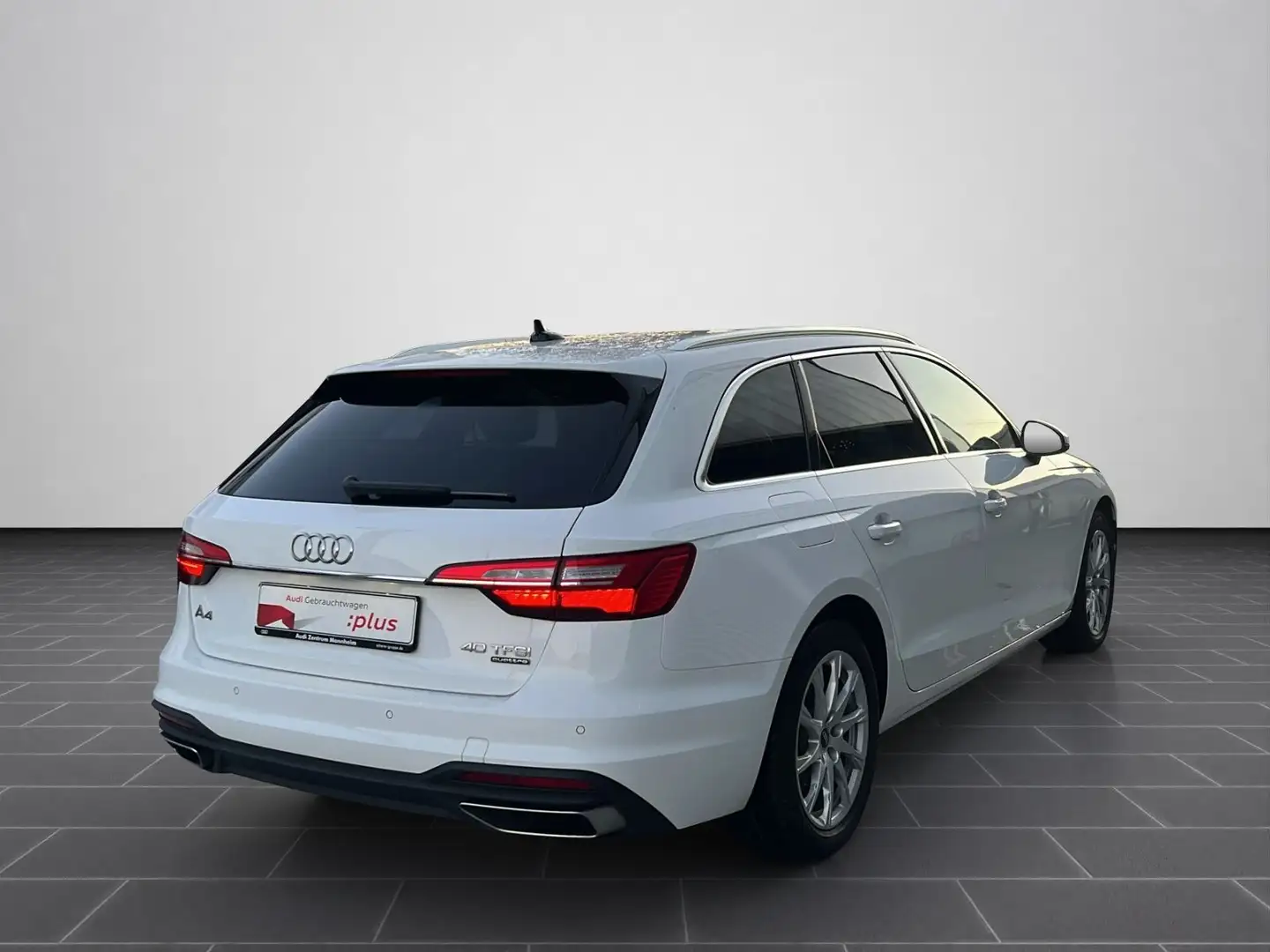 Audi A4 40 TFSI quattro S tronic NAVI PLUS AHK Weiß - 2