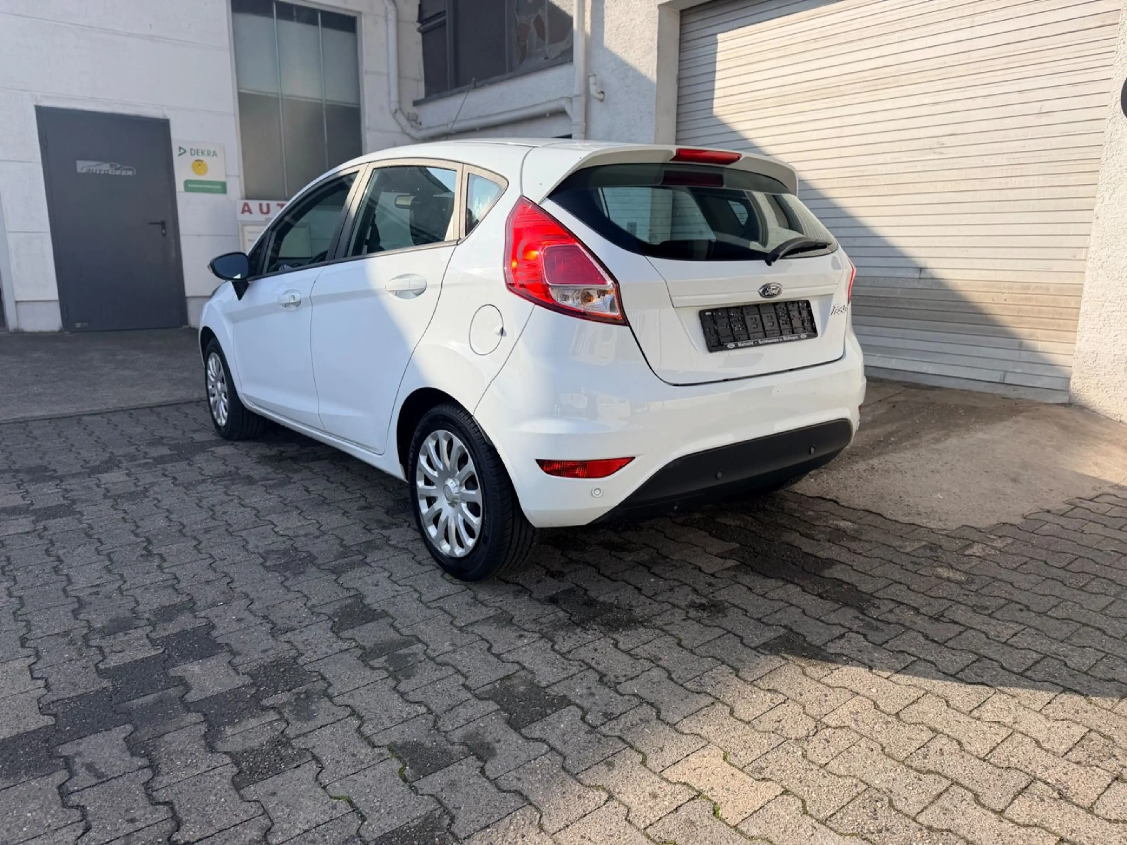Ford Fiesta Trend Klima Shz 2.Hand 92Tkm — photo 5