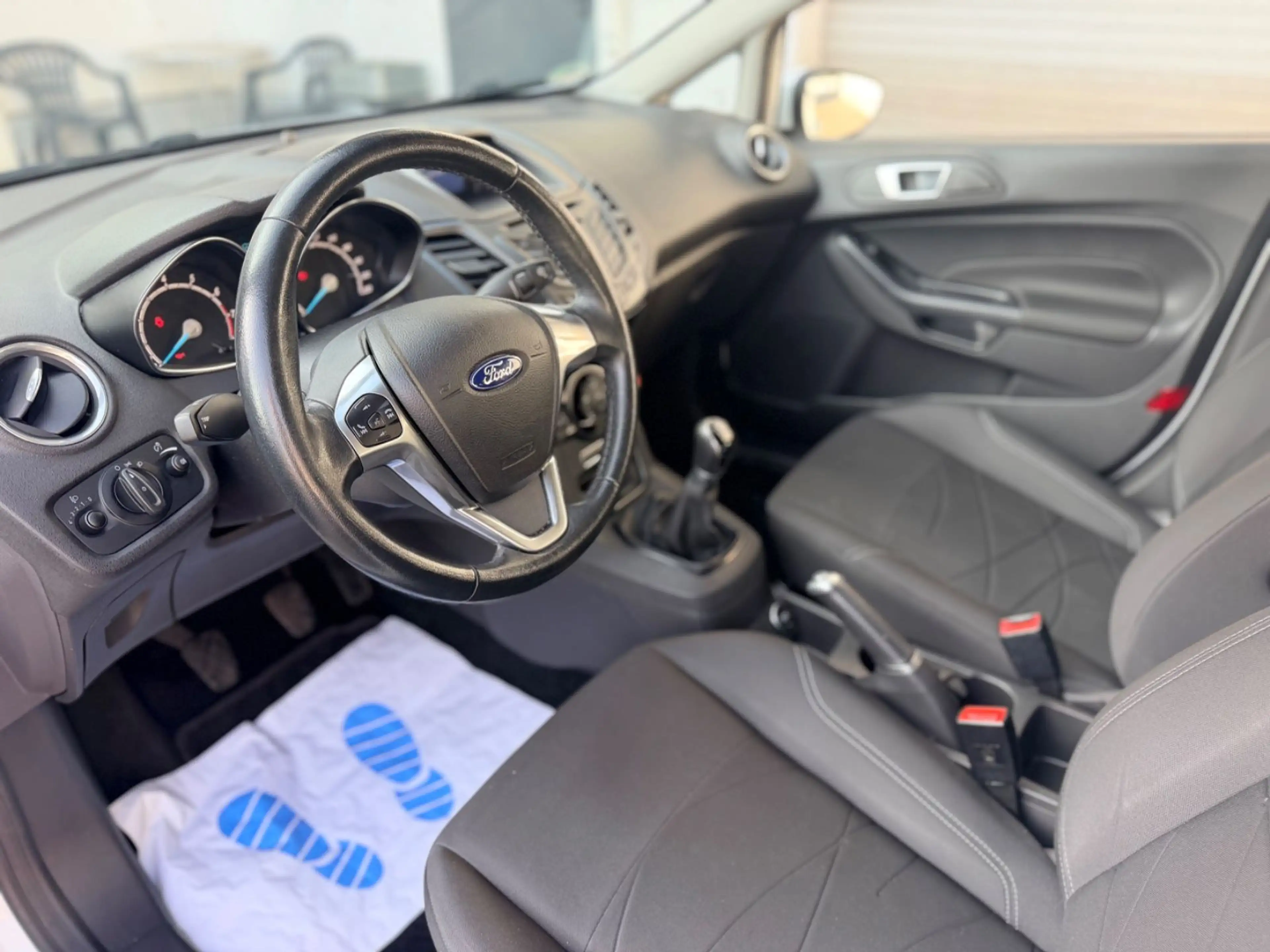 Ford Fiesta Trend Klima Shz 2.Hand 92Tkm — photo 13