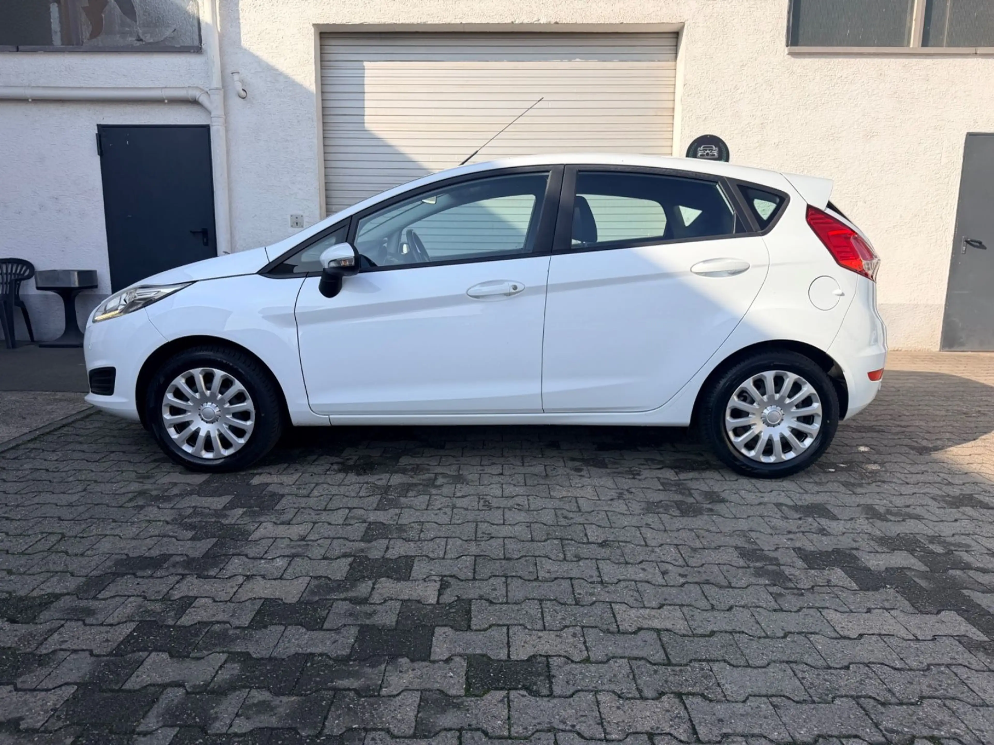 Ford Fiesta Trend Klima Shz 2.Hand 92Tkm — photo 4