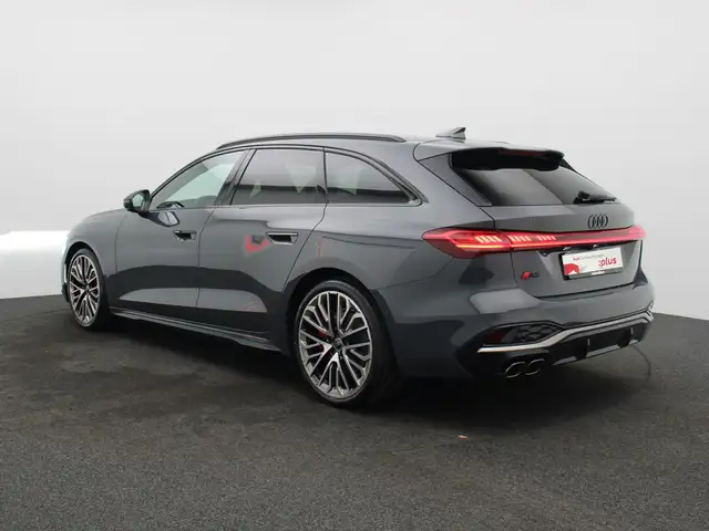 Audi A5 view 5