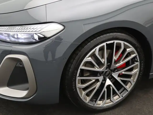 Audi A5 view 8