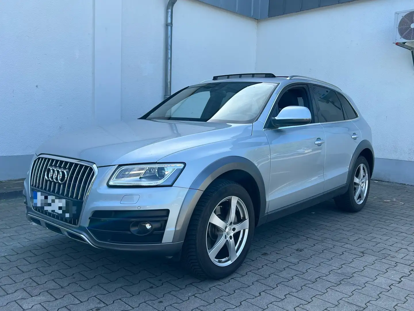 Audi Q5 3.0 TDI Quattro *Pano+Kamera+ACC+1.Hand* 2013 Grau - 1