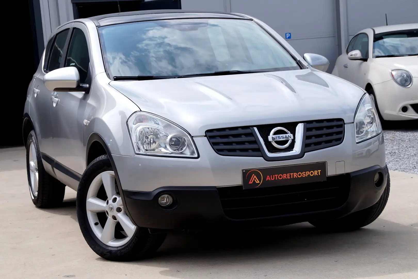 Nissan Qashqai 2.0 dCi _Carnet d'entretien Complet _ Garantie✅ Gris - 2