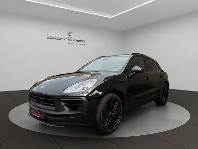 2023 Porsche Macan in Black for sale