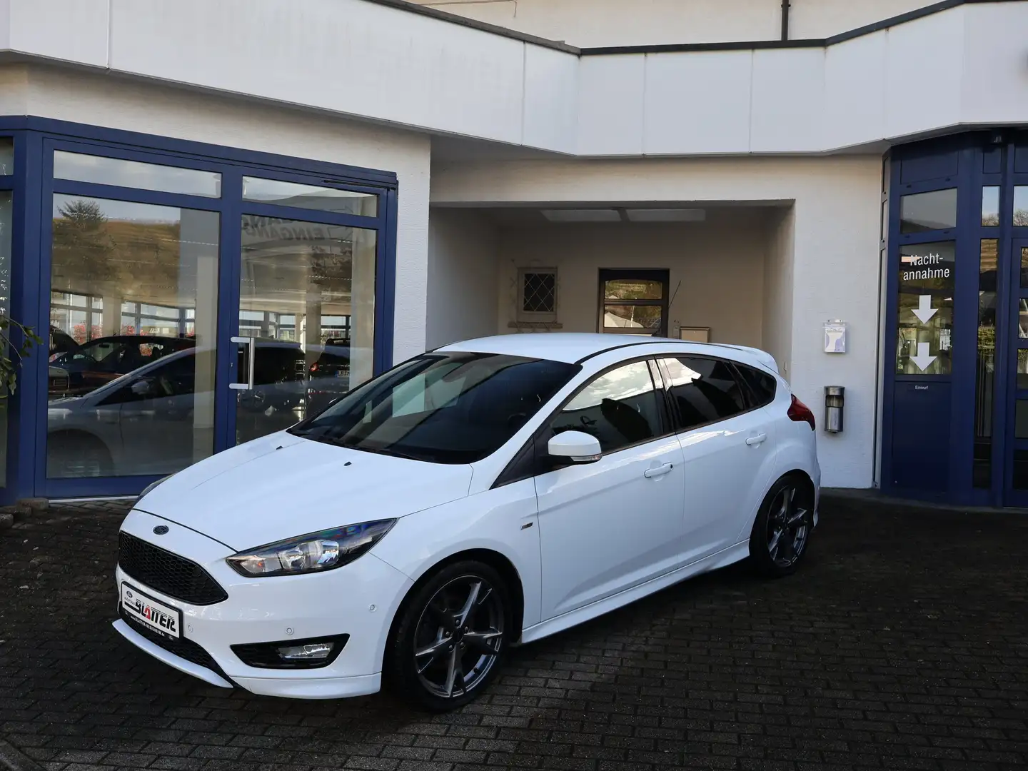 Ford Focus ST-Line Weiß - 1
