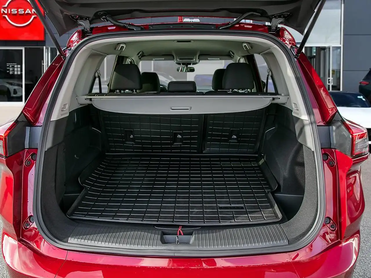 Nissan Rogue снимка Nissan Rogue