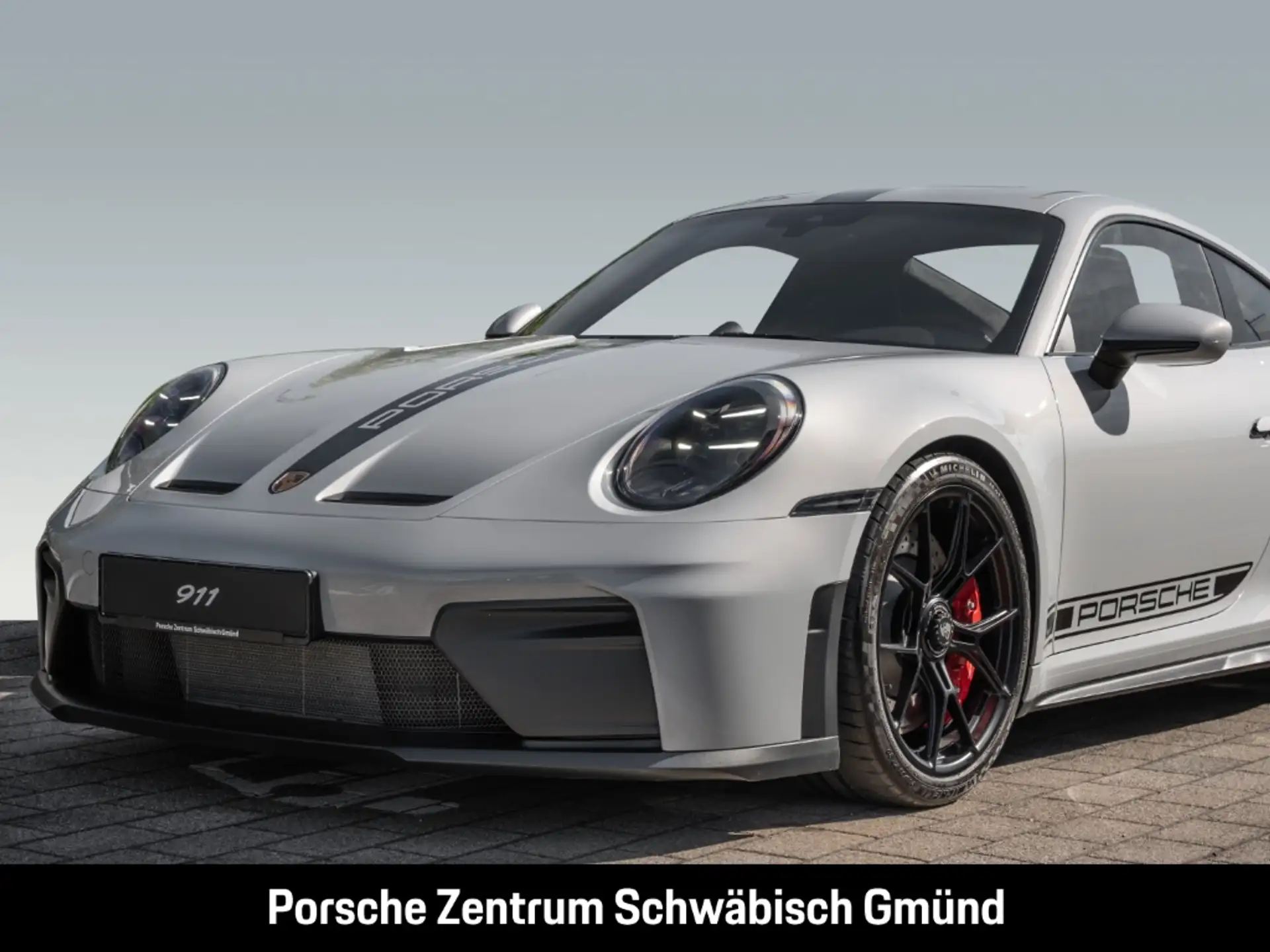 포르쉐 911 GT3 Touring 2025 화이트 사진 5