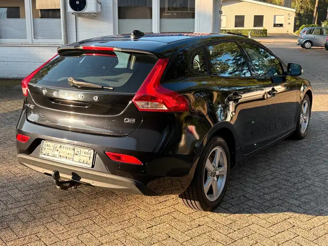 Volvo V40 view 5