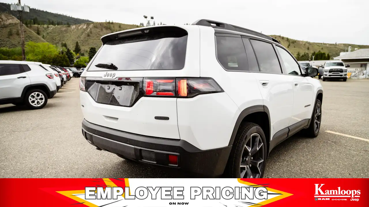 Jeep Cherokee снимка Jeep Cherokee