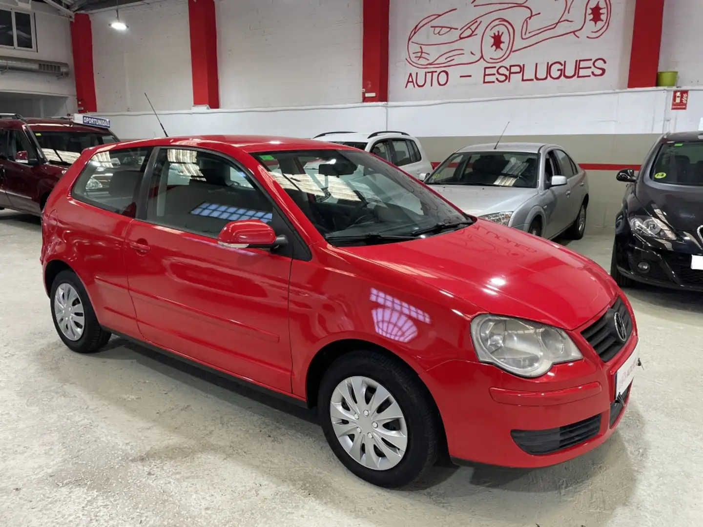 Volkswagen Polo 1.4 Edition 80 Rojo - 2