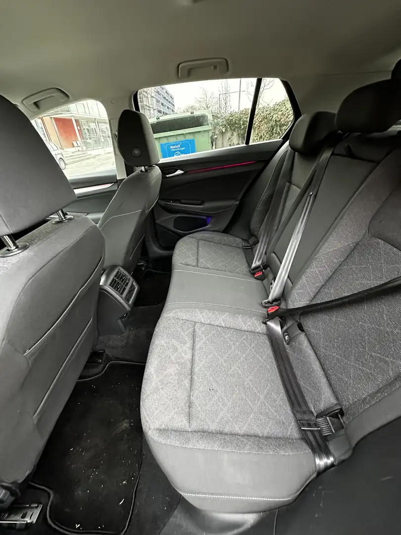 Volkswagen Golf Life Schwarz - 1