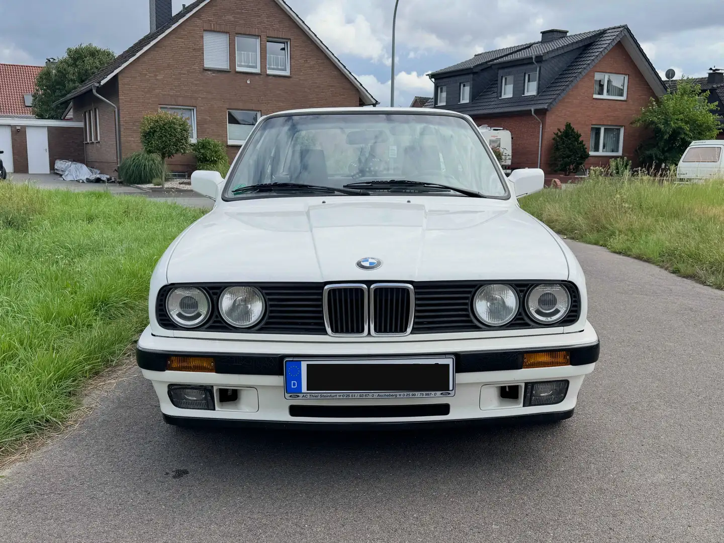 BMW 320 e30 3-Türer Limo AT-Motor+Getr. BJ90 Blanc - 2