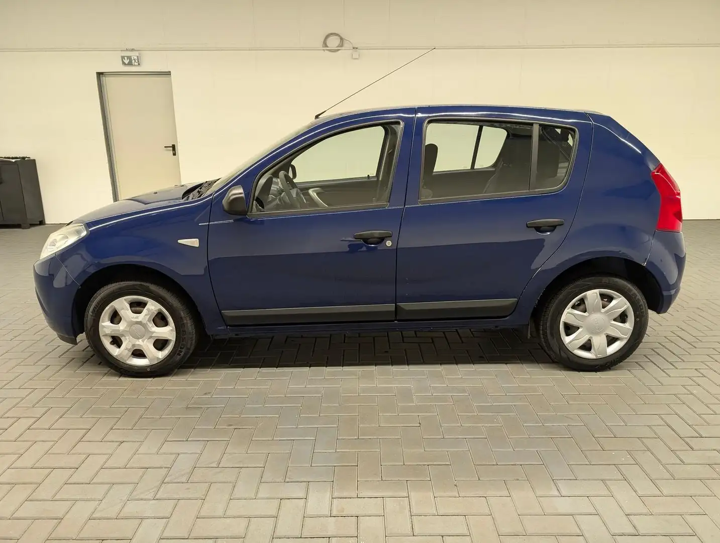 Dacia Sandero 1.2 16V Für Gewerbe, Ex-/Import Синий - 2