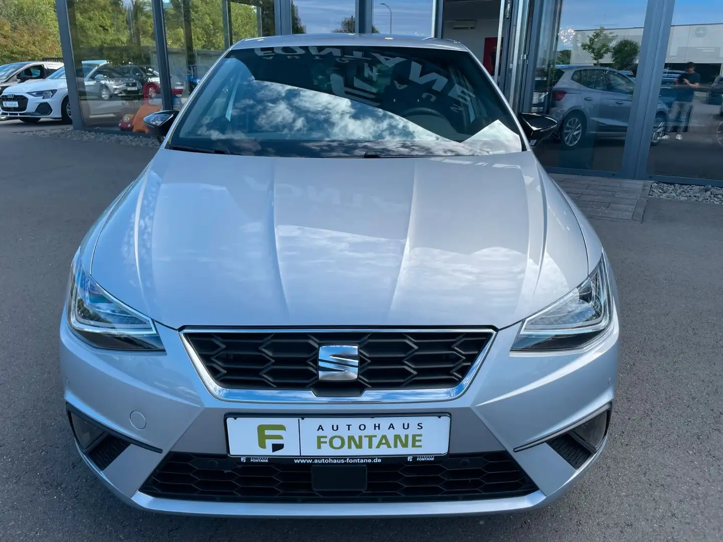 SEAT Ibiza FR DSG 17" Navi LED AppleCarplay PDC Silber - 2