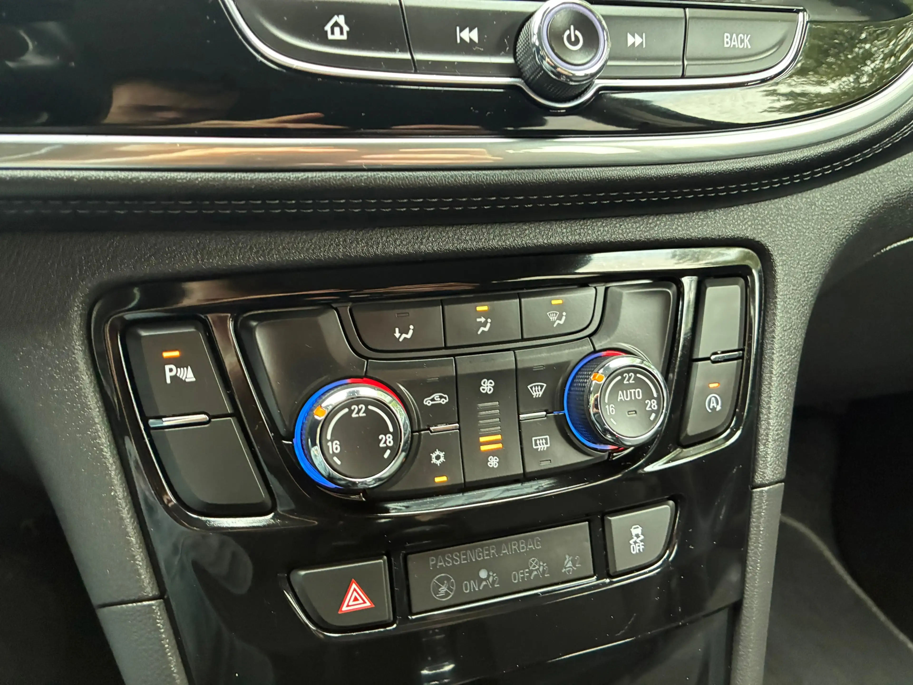 Opel Mokka X 1.4 Turbo Innovation | Keyless + Half/Leder + Crui — photo 19