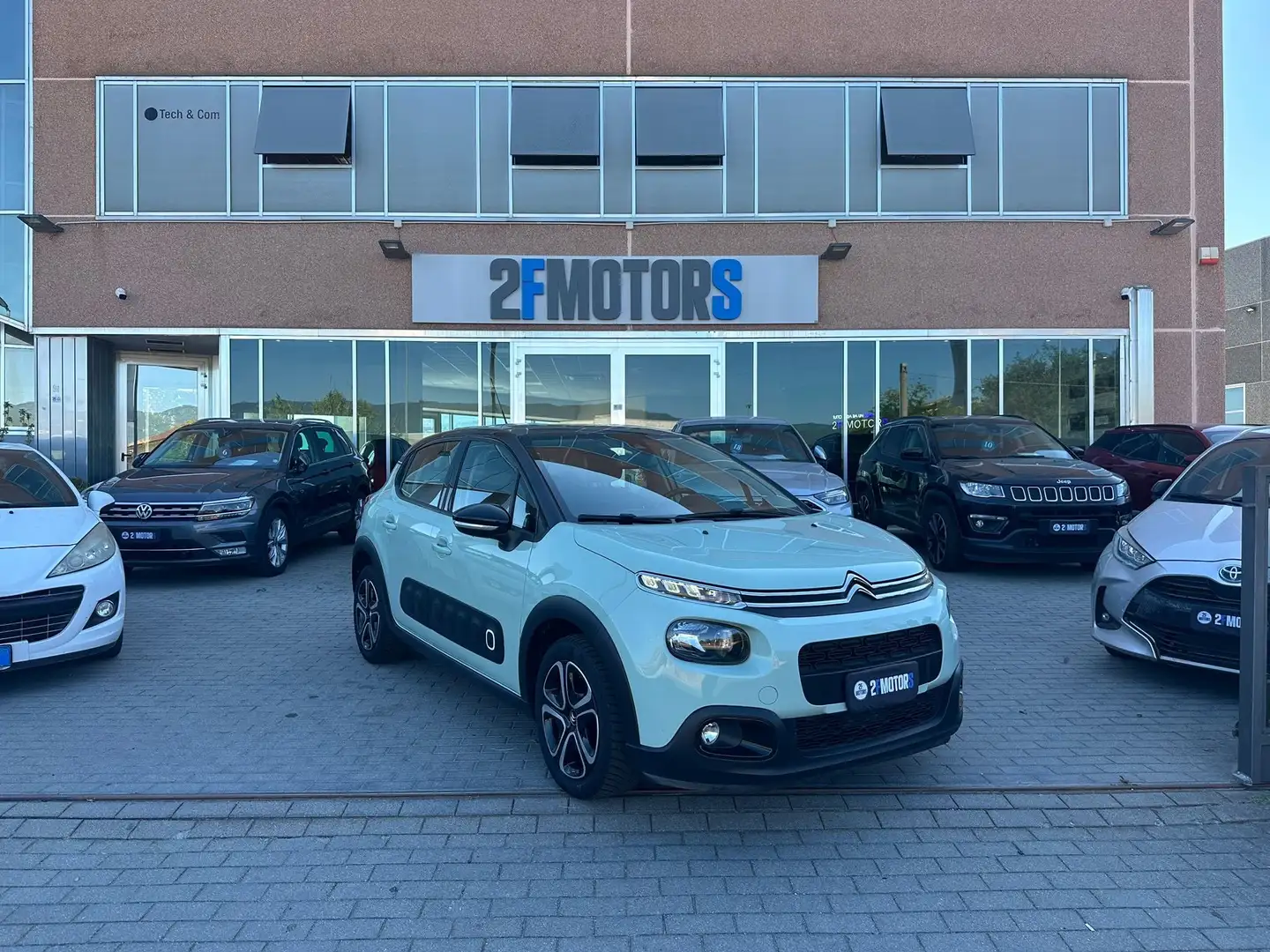 Citroen C3 1.5 bluehdi Shine Verde - 1
