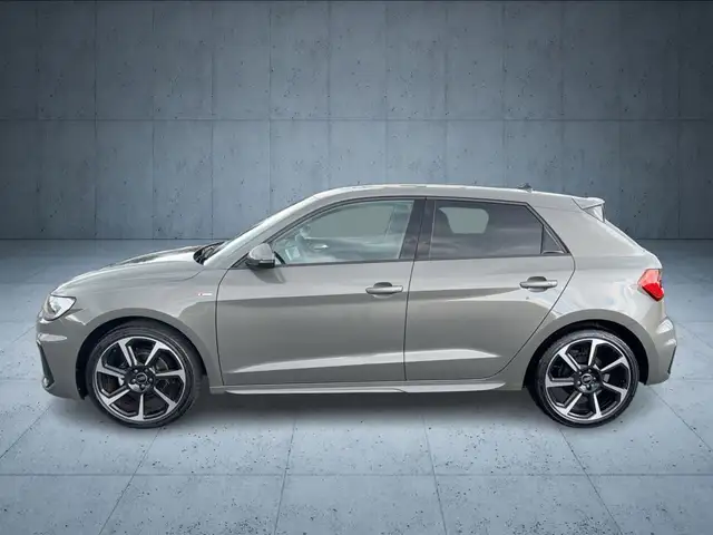 Audi A1 view 2