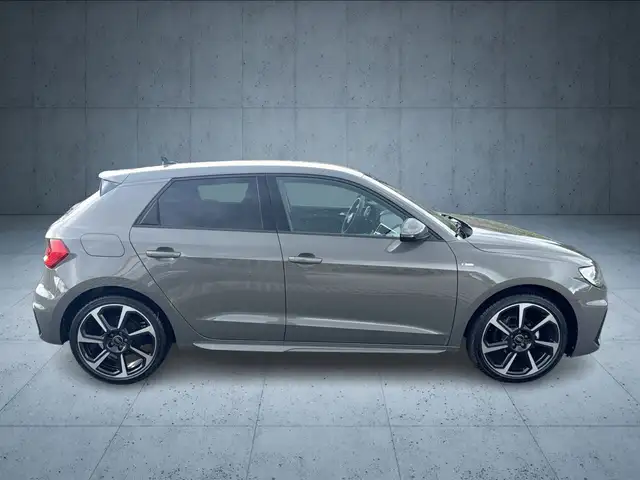 Audi A1 view 6