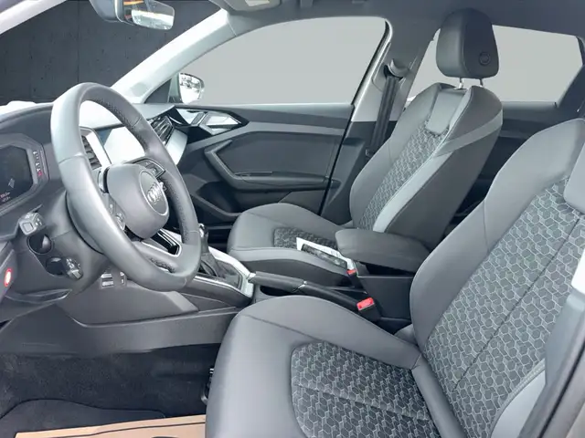 Audi A1 view 9