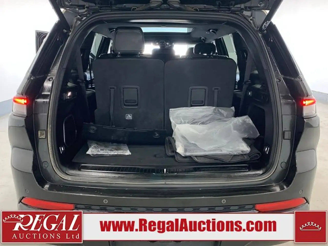 Jeep Grand Cherokee photo Jeep Grand Cherokee