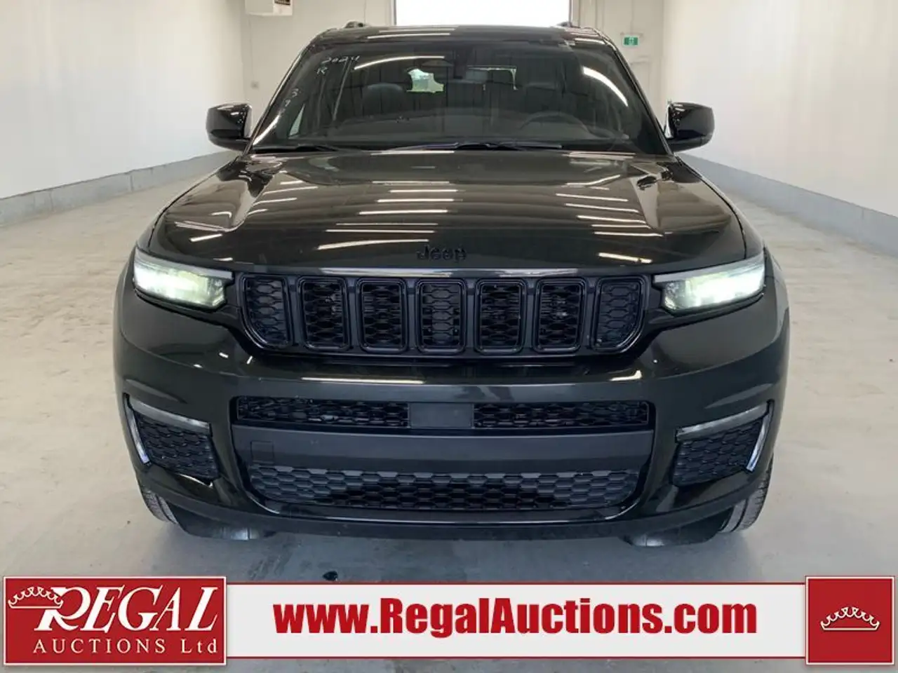 Jeep Grand Cherokee photo Jeep Grand Cherokee