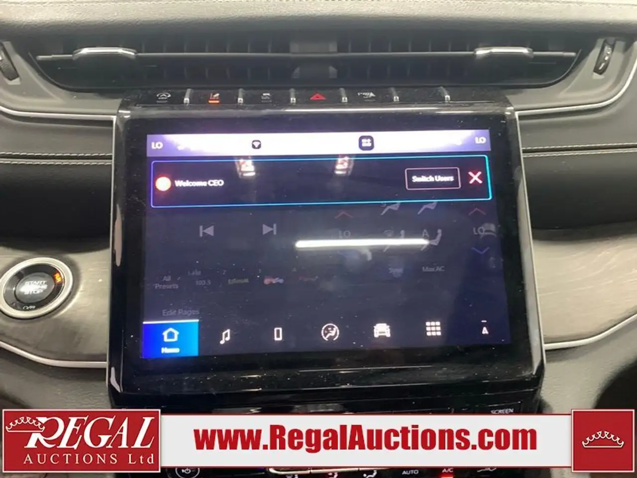 Jeep Grand Cherokee photo Jeep Grand Cherokee