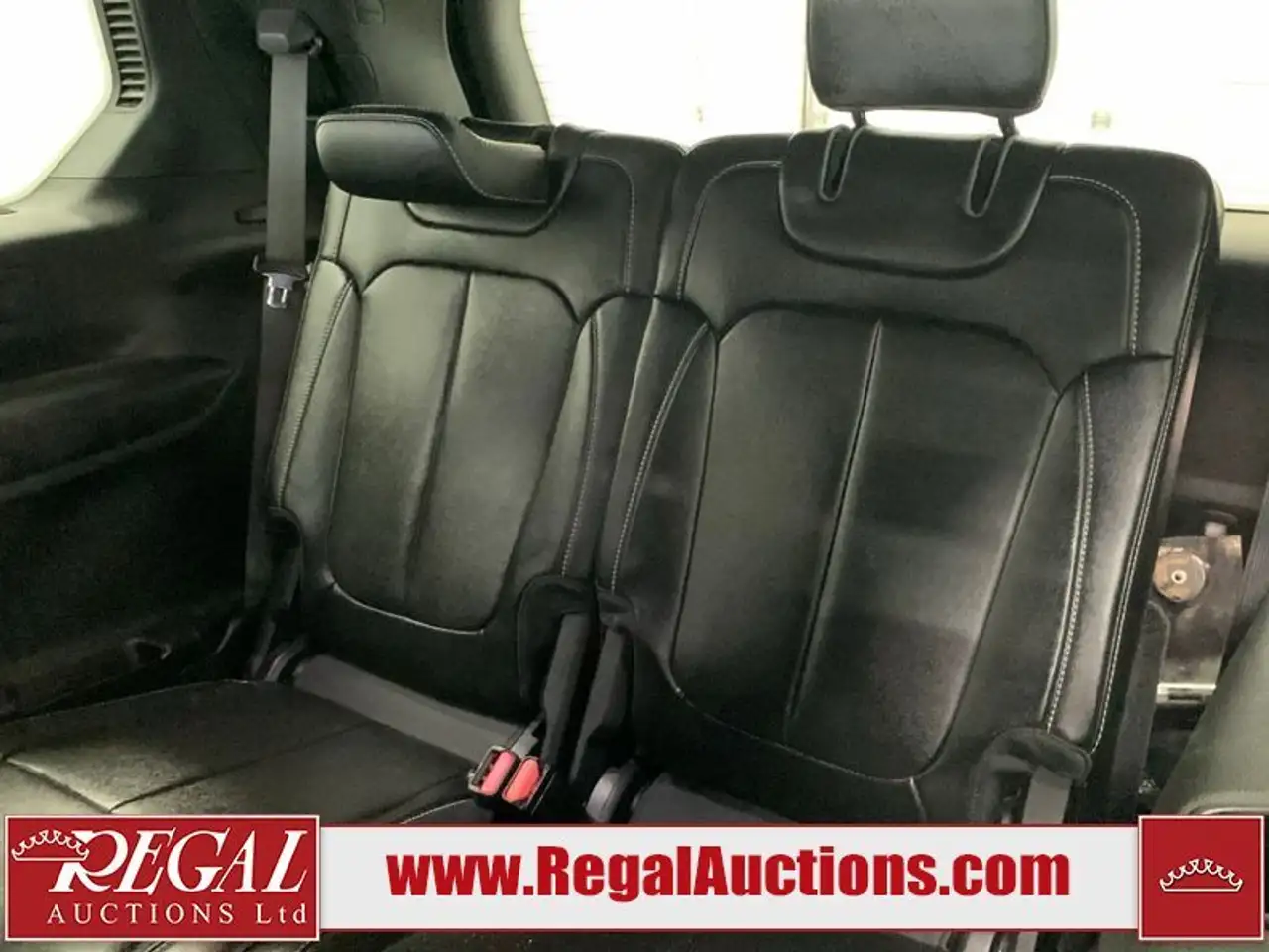 Jeep Grand Cherokee photo Jeep Grand Cherokee