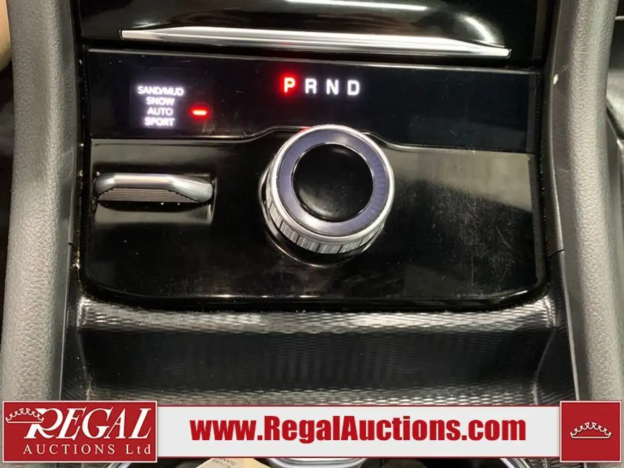 Jeep Grand Cherokee photo Jeep Grand Cherokee