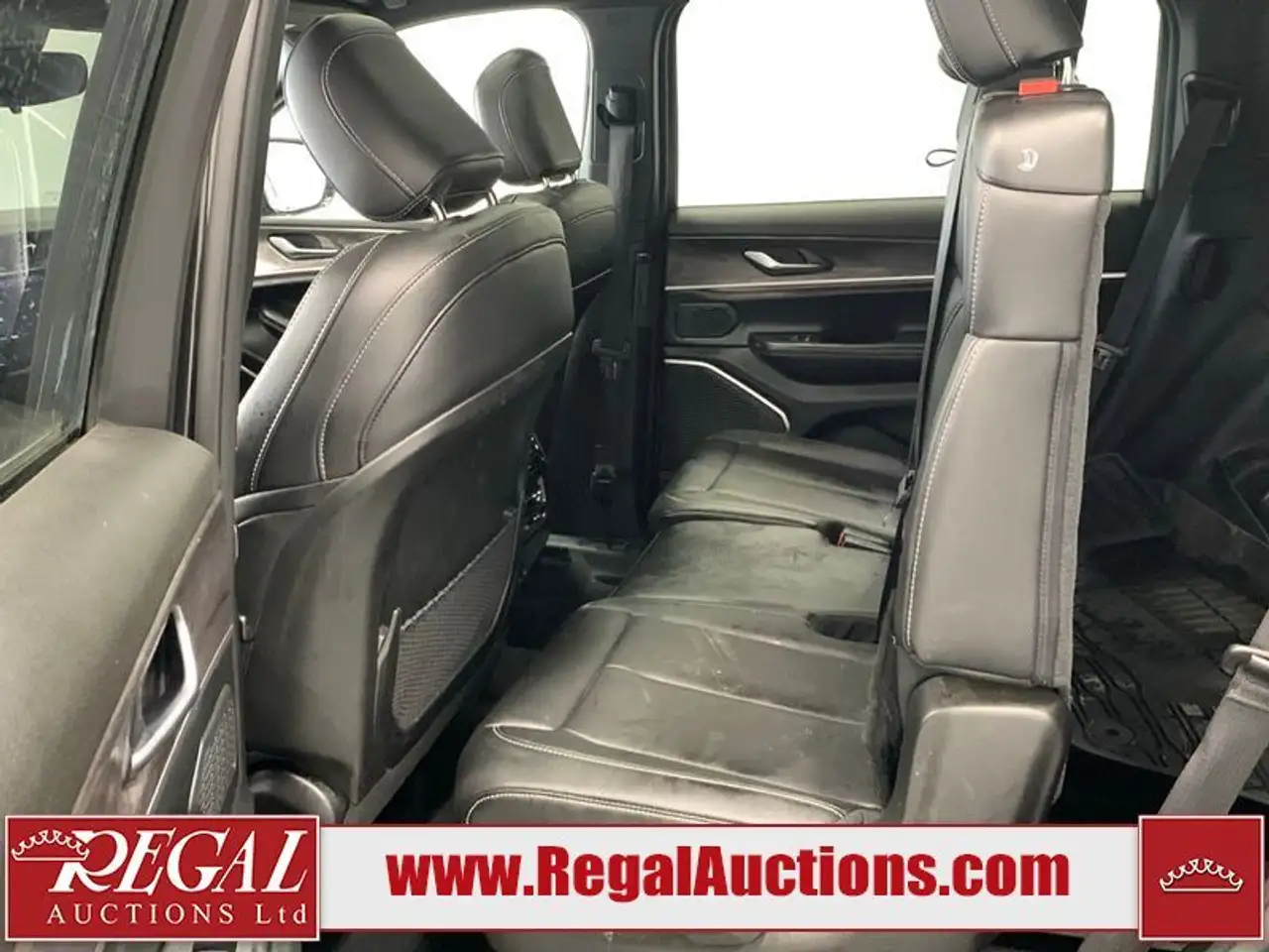 Jeep Grand Cherokee photo Jeep Grand Cherokee