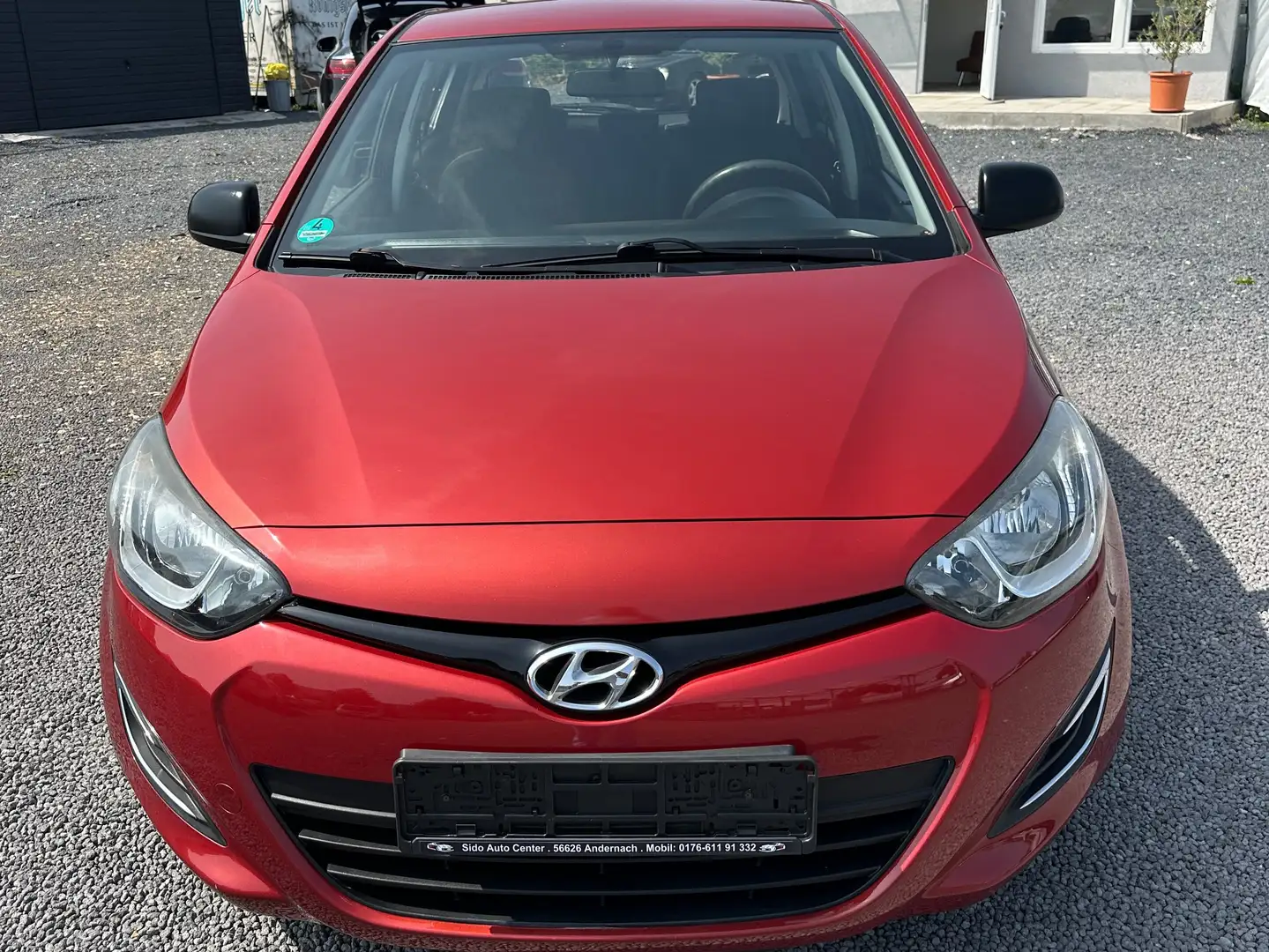 Hyundai i20 1.2 Classic Oranje - 1