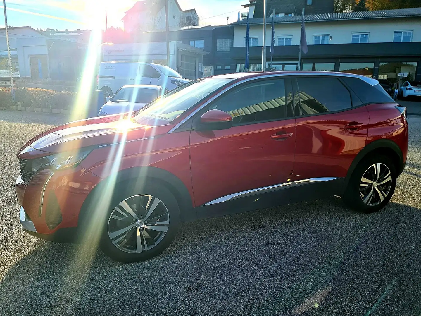Peugeot 3008 BlueHDi 130 S&S 6-Gang-Manuell Allure Rot - 2