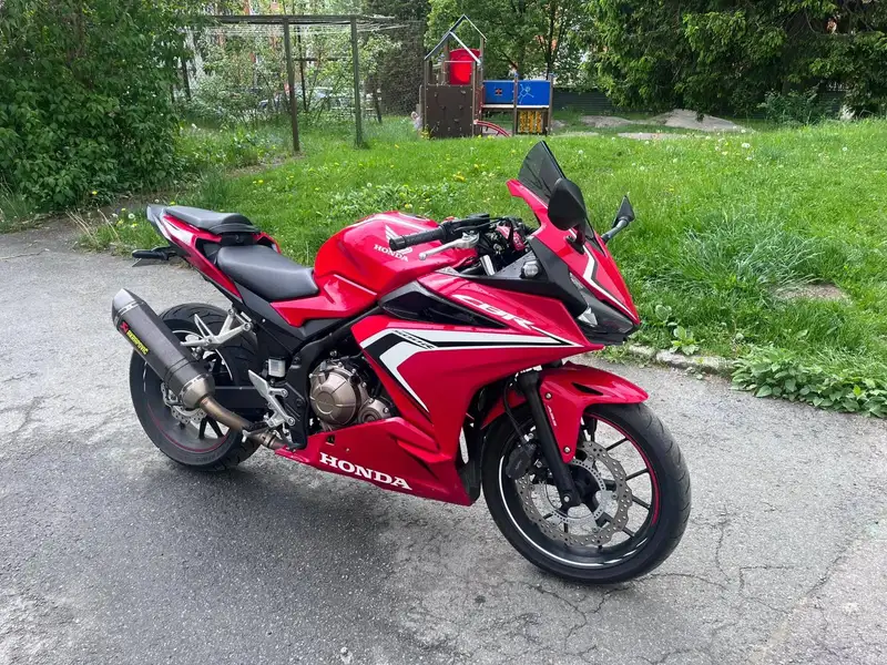 Honda CBR 500 R - foto 3