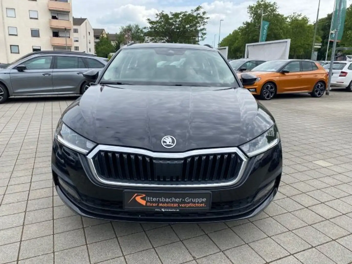 Skoda Octavia Combi 2.0 TDI 85kW DSG Ambition Parks.h. Nero - 2