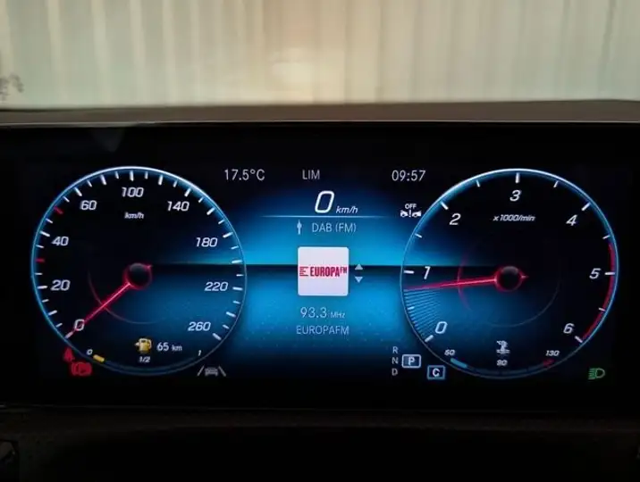 Mercedes-Benz CLA 220 d (X118) Shooting Brake 2021, foto 61