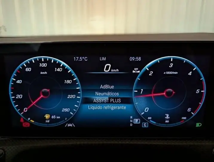 Mercedes-Benz CLA 220 d (X118) Shooting Brake 2021, foto 63