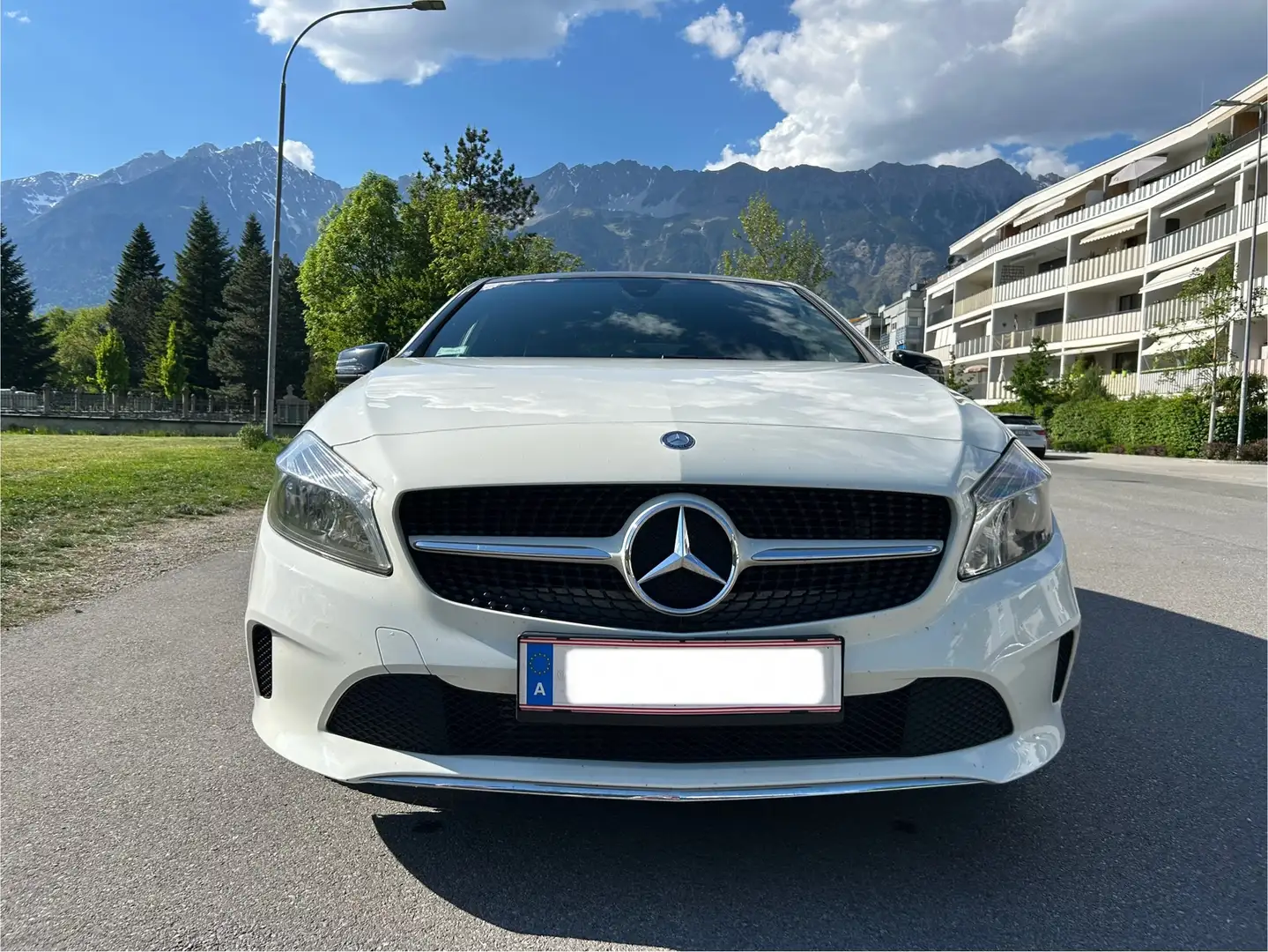 Mercedes-Benz A 160 W176 Weiß - 2