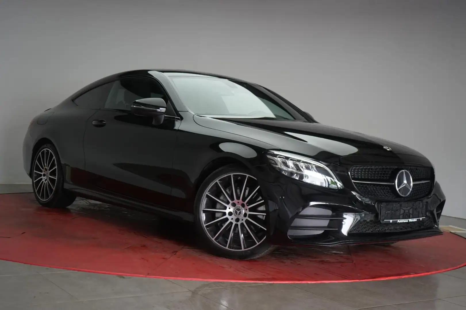 Mercedes-Benz C 300 Coupe 9G-Tronic AMG Line Plus Schwarz - 1