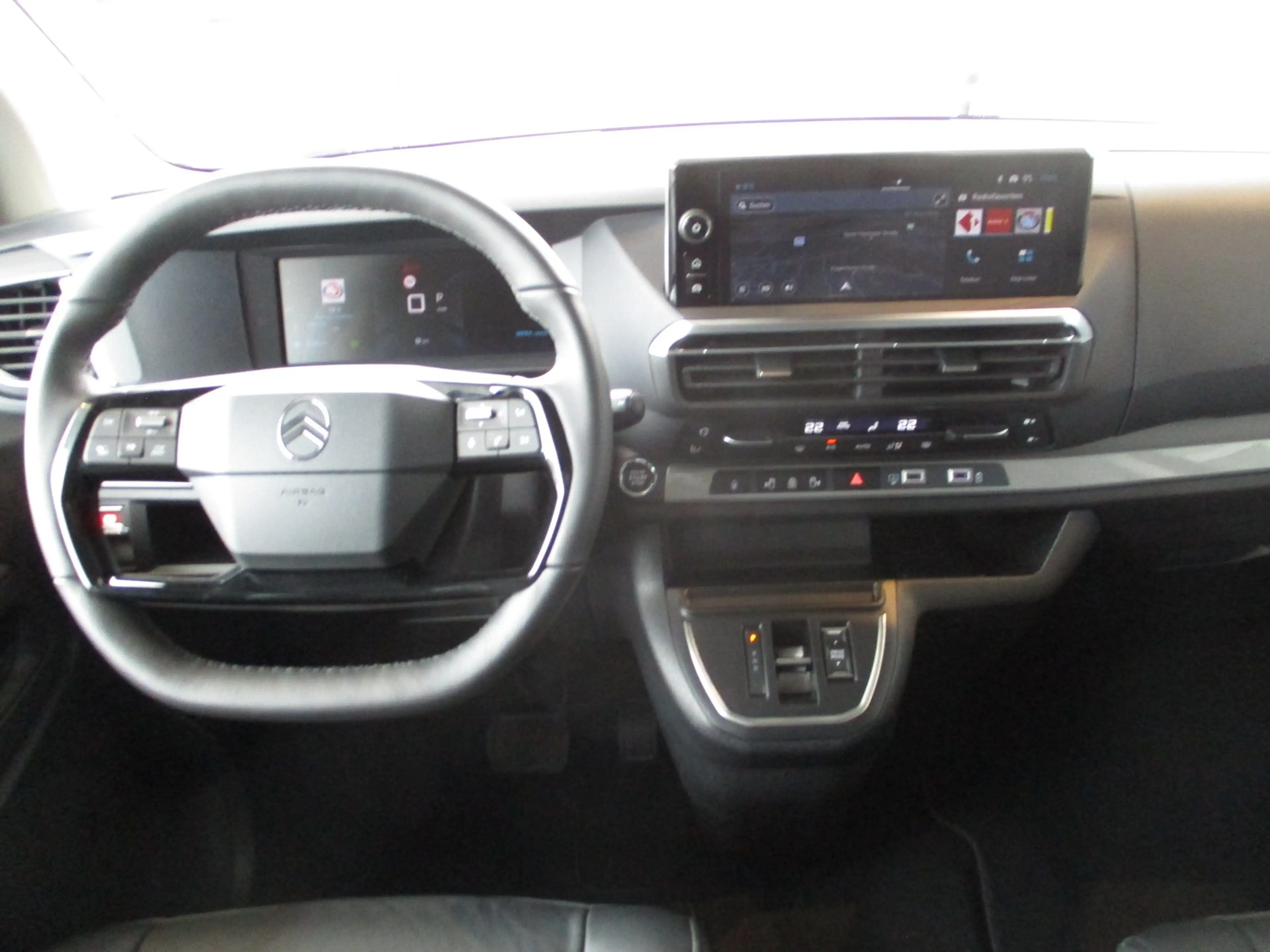 Citroen Spacetourer Business Lounge XL BHDI 180 EAT8 — photo 14